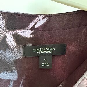 Simply Vera Vera Wang Purple and White Floral Blouse